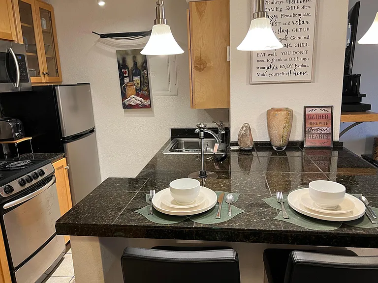 1825 Marine St #5 — Photo 11
