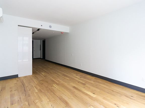 2nd image of 42-22 27th St #511A