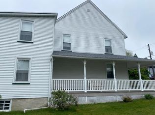 22 Elizabeth St, Pemberton, NJ 08068