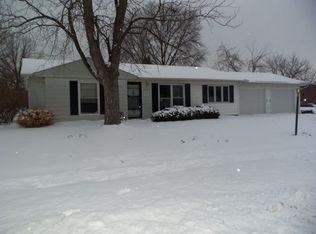 5903 N Frostwood Pkwy, Peoria, IL