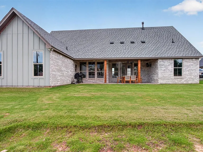 2604 Candlestick Dr — Photo 30