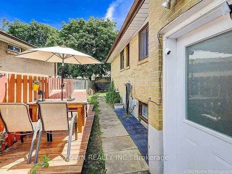 234 Roywood Dr — Photo 16
