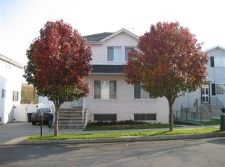 15 Futurity Pl, Staten Island, NY 10312