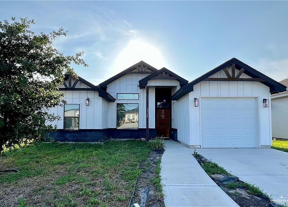 1st image of 10709 N Sugar Bear Dr