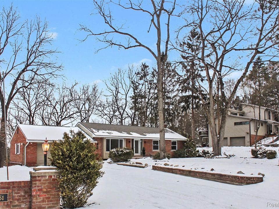 1st image of 1451 Blue Heron Dr