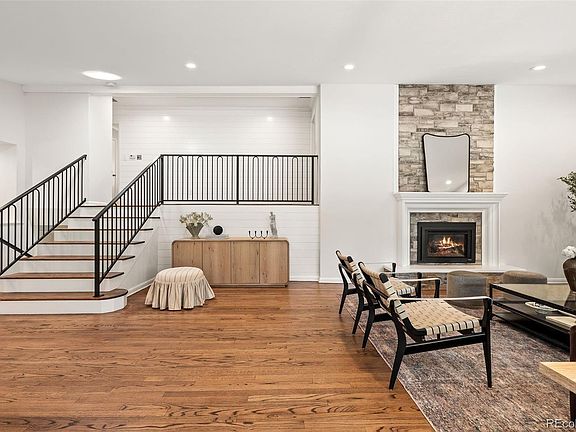 5th image of 3941 S Dahlia Street