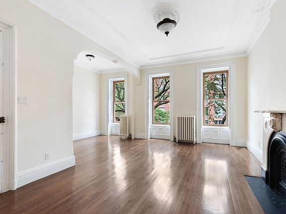 2nd image of 572 Washington Ave #2