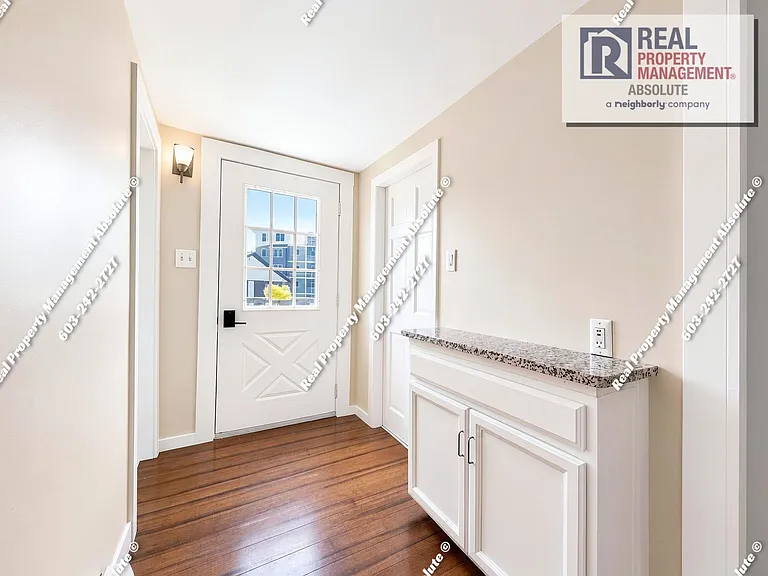 1 Rice Ave — Photo 7