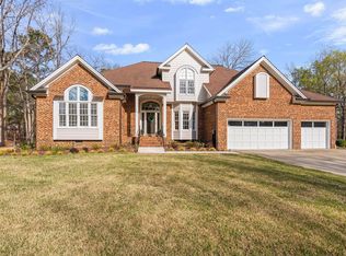 101 Flying Hills Cir, Cary, NC 27513