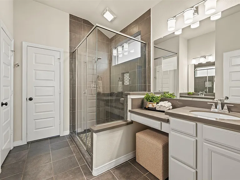 9019 Stanley Oak Dr — Photo 17