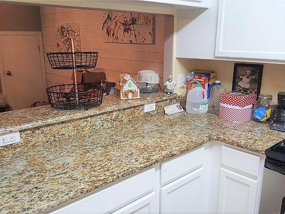 2nd image of 5484 Limestone Ln