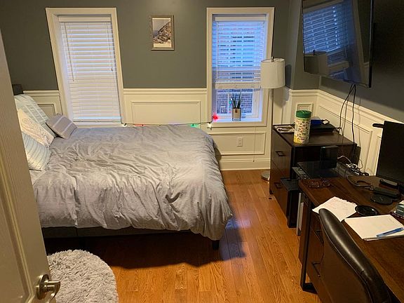 2nd floor bedroom (closet not pictured)