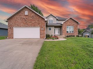 1502 Canton Dr, Columbia, MO 65203