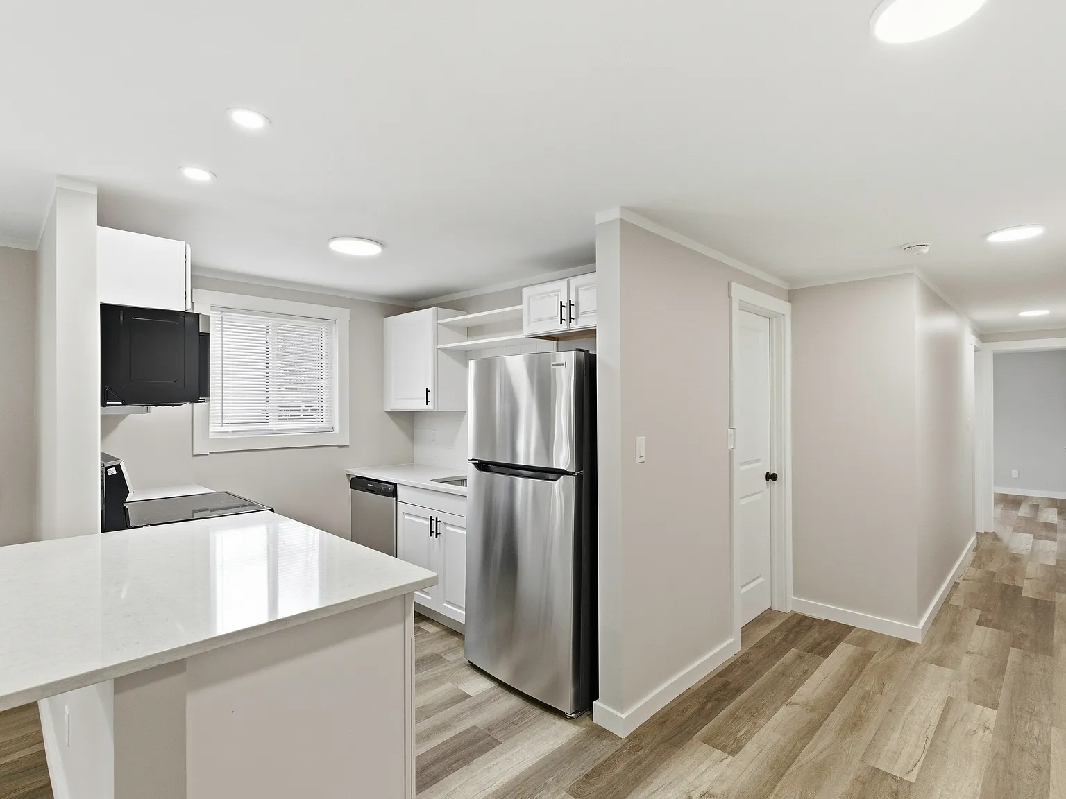 Dewitt View Apartments — Photo 1