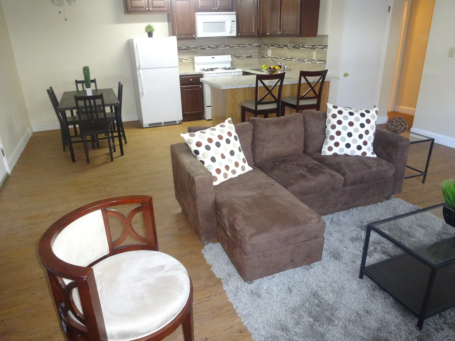 Farmington Gates Apartments of New Britain, CT — Photo 3