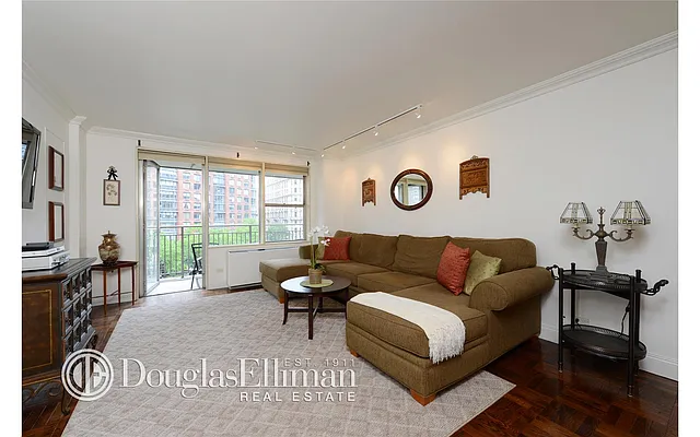 Sold by Douglas Elliman | media 16