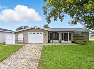 9201 Lunar Ln, Port Richey, FL 34668