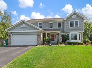 1434 Kingsbury Ct, Gurnee, IL 60031