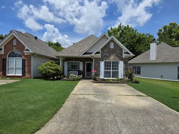 7565 Spencer Ln, Helena, AL 35080