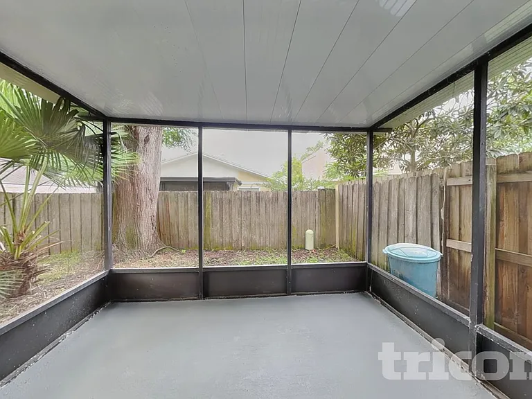 7503 Leon Ave — Photo 15