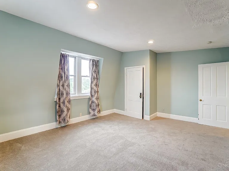 2158 Stratford Ave #2 — Photo 27