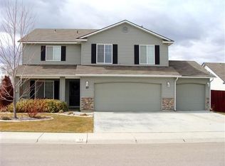 57 N Poplar Forest Pl, Nampa, ID 83651