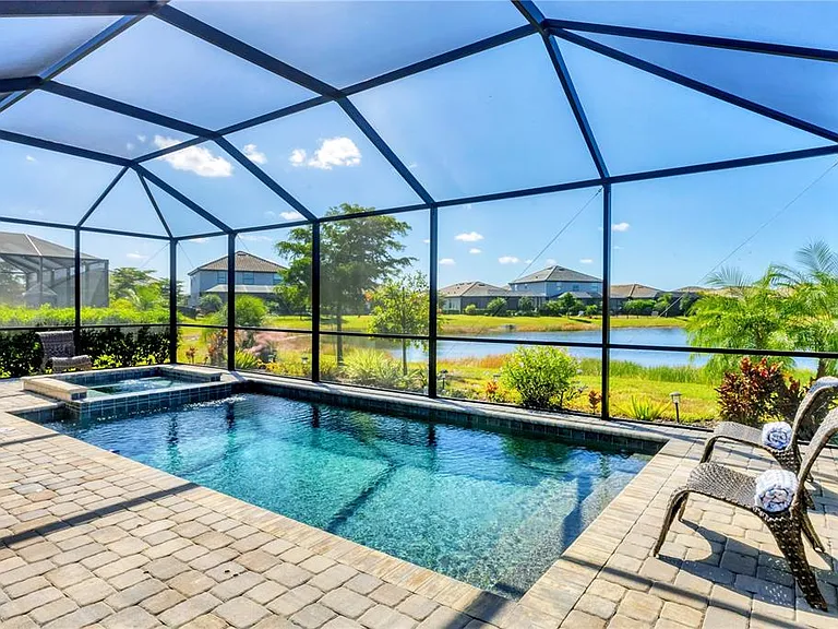 15716 Barefoot Beach Dr — Photo 23