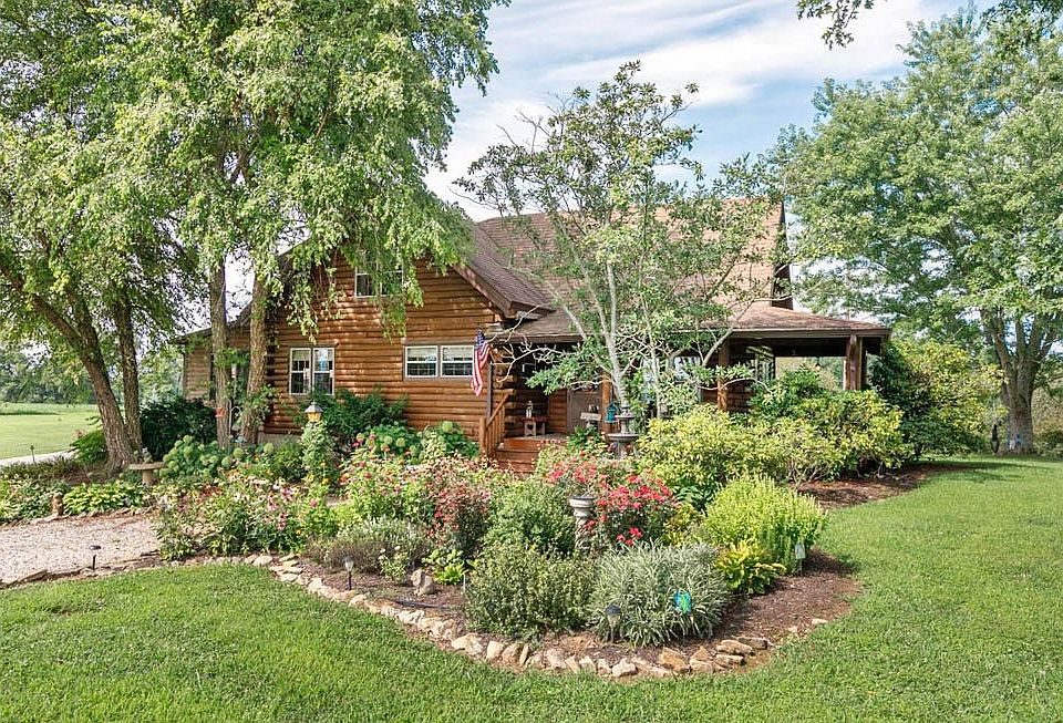 1st image of 473 Barton Ln