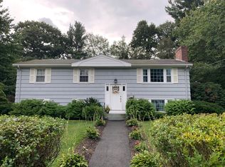 9 Worcester Rd, Peabody, MA 01960