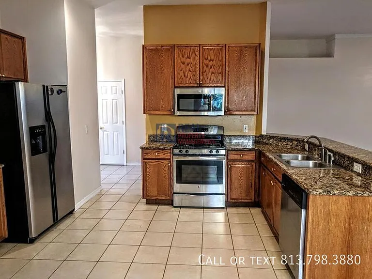 10128 Heather Sound Dr — Photo 5