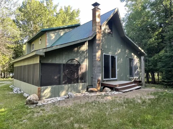 30824 E Tourist Rd, Drummond Island, MI 49726