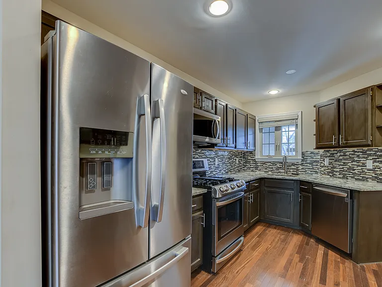 403 Taggert Dr — Photo 15