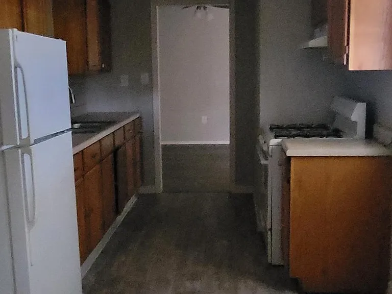 2320 NW Denver Ave — Photo 10