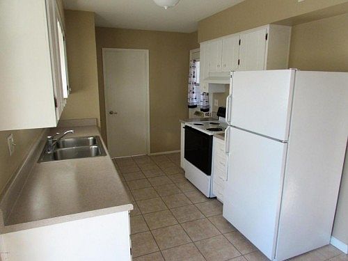 4th image of 10509 W Salem Dr