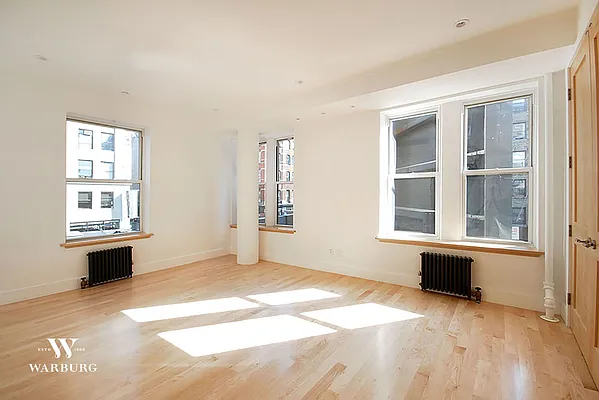 Rented by Warburg | media 12