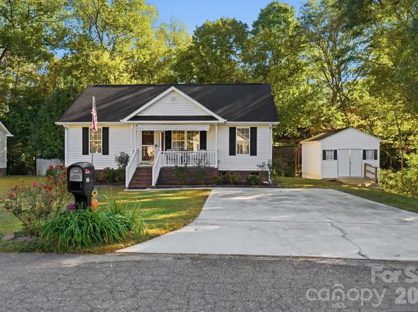 321 Hill St, Mount Holly, NC 28120