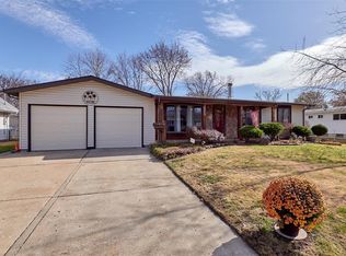 2240 Love Ln, Florissant, MO