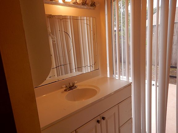 5th image of 8151 SW 4th Pl