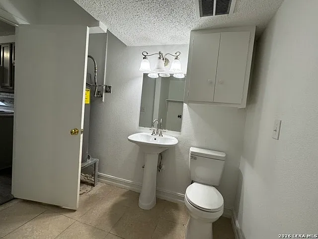 6631 Spring Hurst St — Photo 25