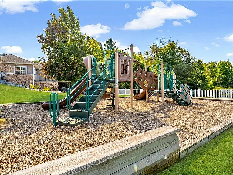 Timberview — Photo 29