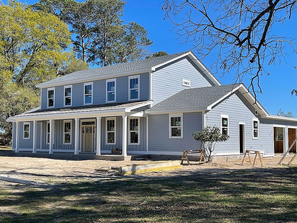 2nd image of 2247 Plantation Dr