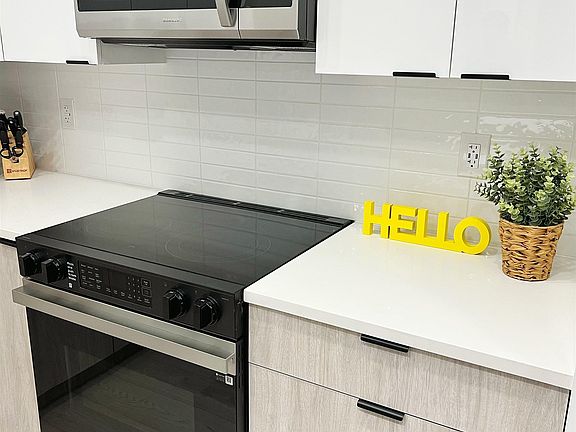 4th image of 11655 Fraser St #415