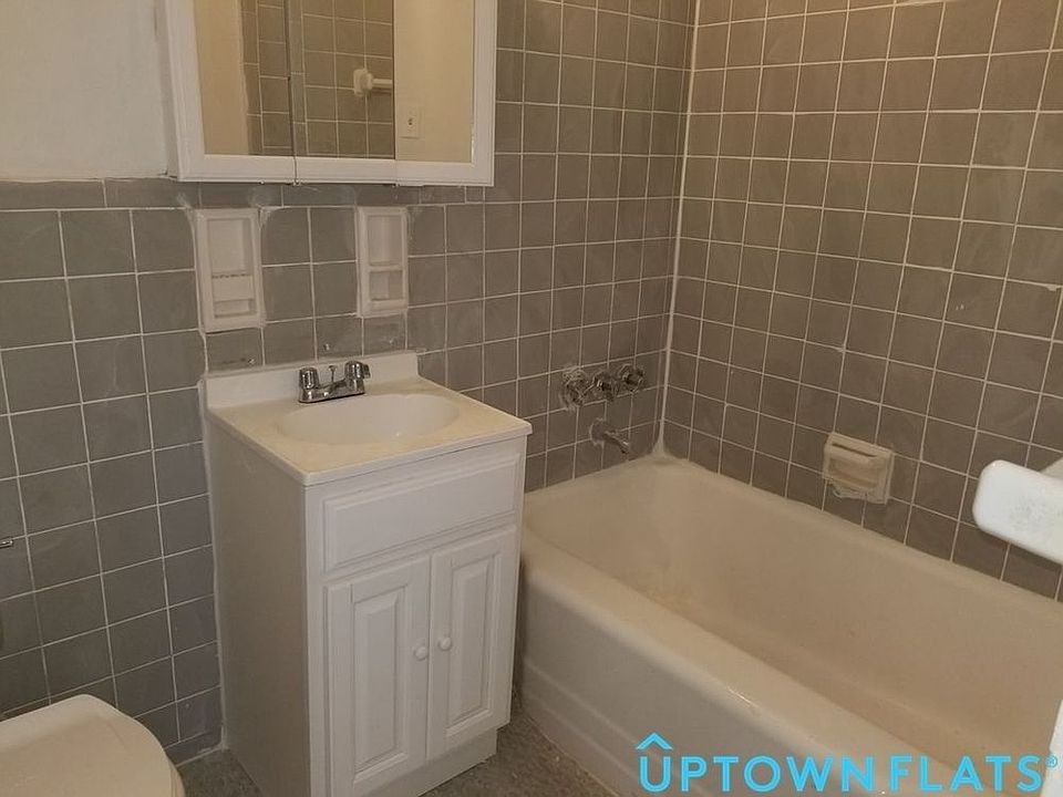 2nd image of 145 E 18th St APT 4B