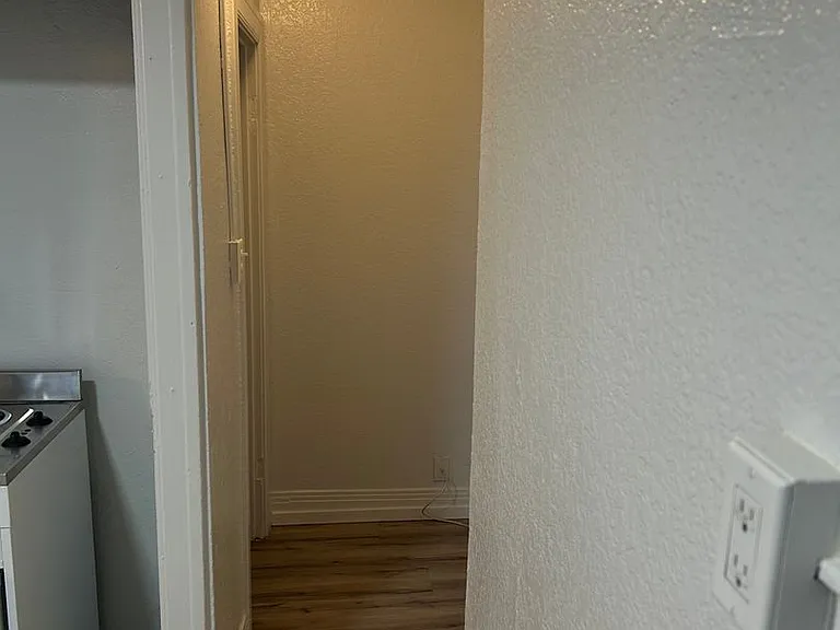 The Blackstone Apartments — Photo 19