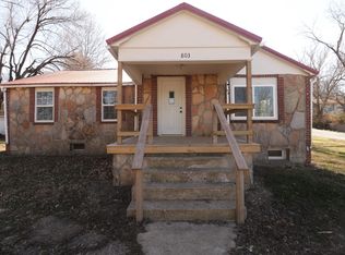 803 E Benton Avenue, Ava, MO 65608