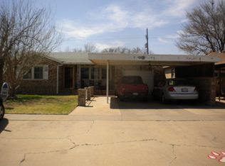 845 S 17th St, Slaton, TX 79364