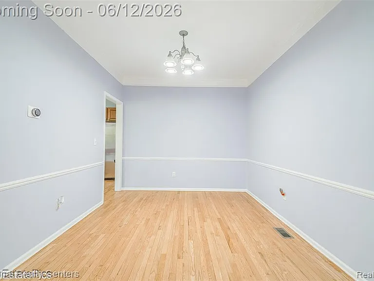 45149 Bartlett Dr — Photo 12