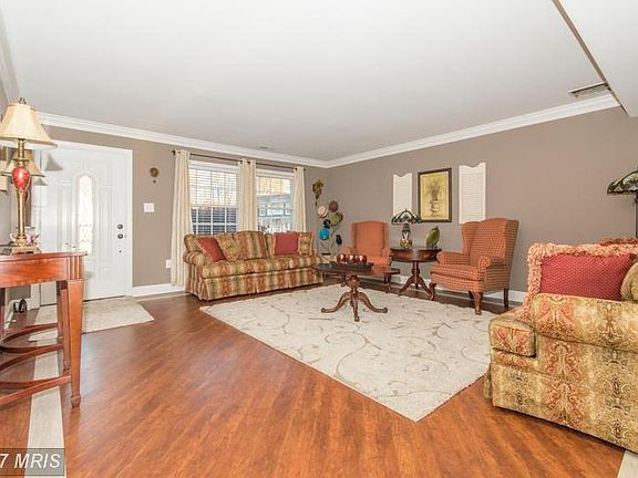 2nd image of 872 Frost Valley Ln