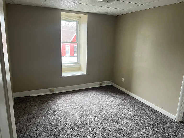 51 East Ave #3 — Photo 7
