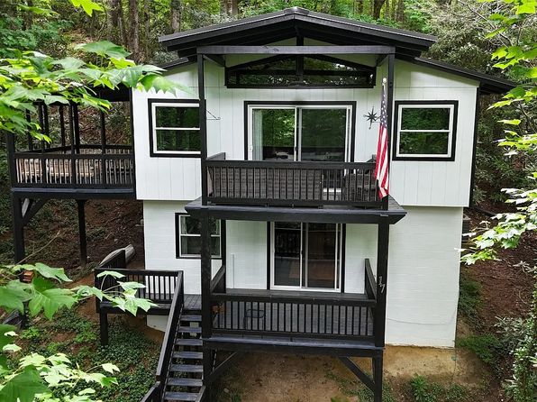 (undisclosed Address)